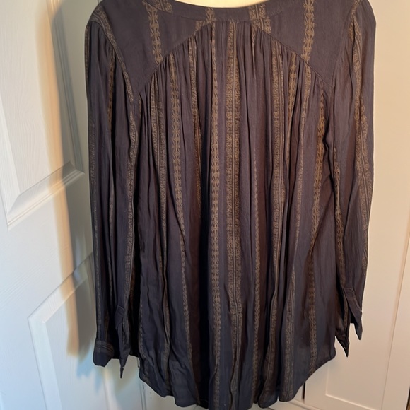 Free People womens size M Bohemian blouse dusty dark blue - Picture 5 of 5